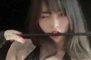 最新某推网红考研大学生模特恐龙小宝贝