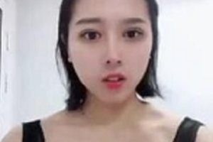 最新快手（敏敏一路向前）自我安慰