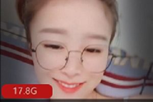 最新小语儿紫薇打粑粑资源