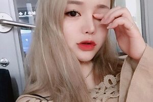 最新熟女尤物Anlizhaomio性感私人作品