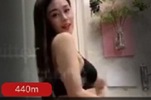 最新抖音128万粉丝主播（OL御姐肖潇）光PP撅臀