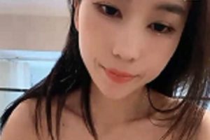 最新冲点很高的萌妹月月嗷