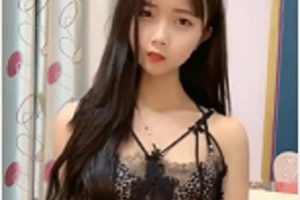 最新快手温柔苗（张傲娇） 定制自拍资源