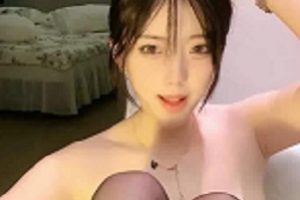 最新极品尤物萌妹YOSHIKI