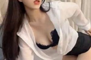 最新【重磅核弹】StripChat华语区混血超高颜值主播Cneilin黑丝精油紫薇