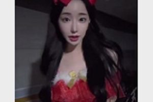 OnlyFanslalalin010：颜值TS女神自拍视频，时长N子，用嘴展现独特魅力